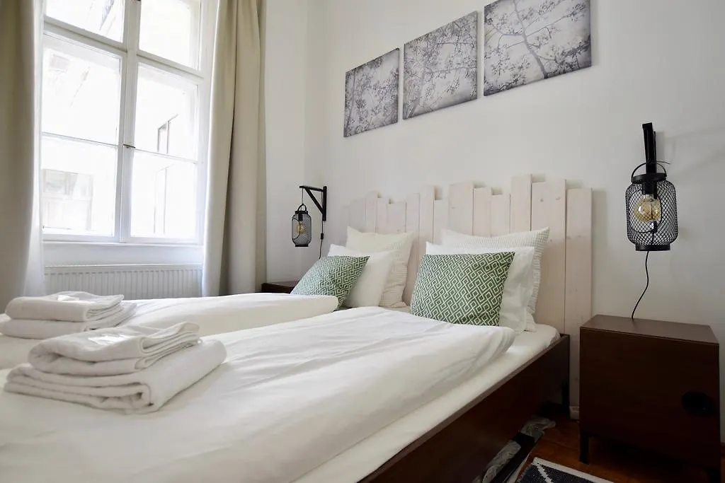 Creative Apartment - Akacfa 62 Budapest Hungary