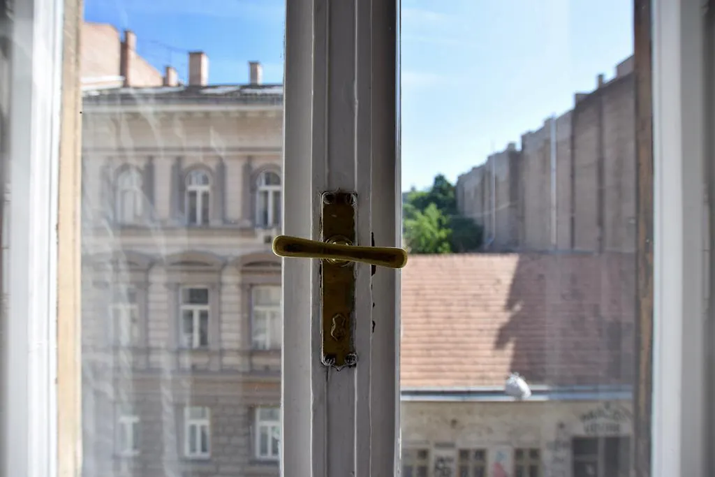 Creative Apartment - Akacfa 62 Budapest