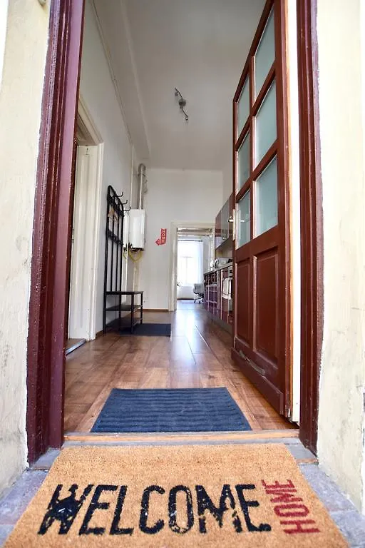 Creative Apartment - Akacfa 62 Budapest