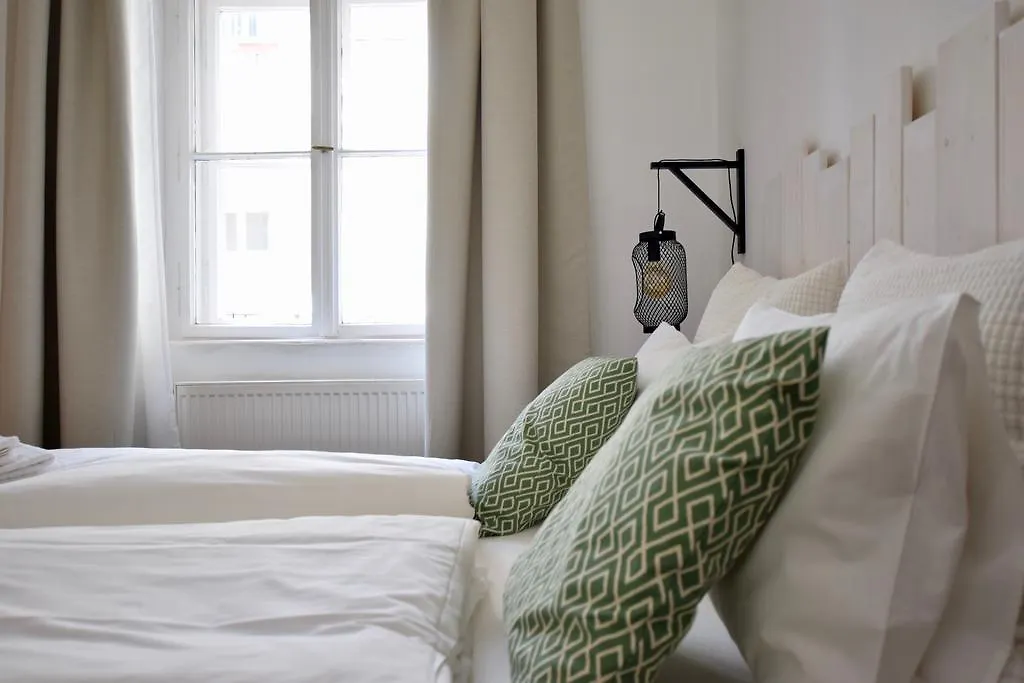 Creative Apartment - Akacfa 62 Budapest Hungary